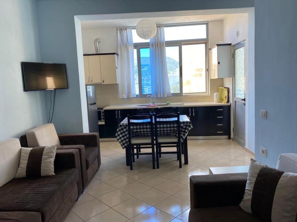Tulipani Apartments Near Promenade Sarande Exterior photo